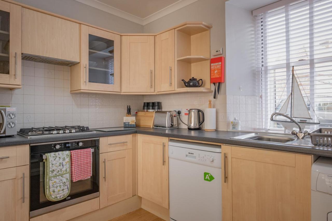 Stonehaven Ground Floor Home With A Spectacular Harbour View. Eksteriør bilde