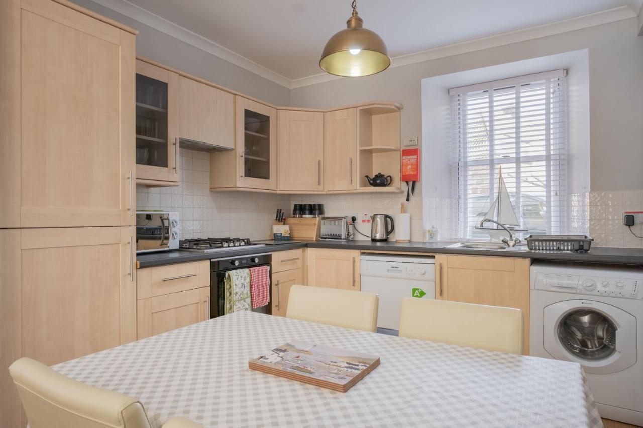 Stonehaven Ground Floor Home With A Spectacular Harbour View. Eksteriør bilde